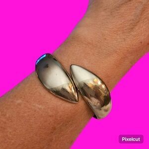 Vintage Silvertone Bypass Atomic Modernist Clamper Baddie Cuff Bracelet